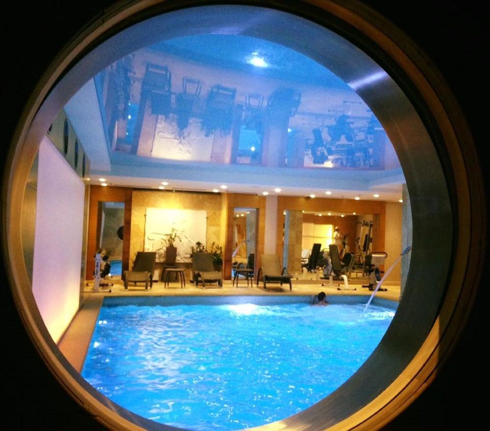 Divani Palace Лариса Екстериор снимка