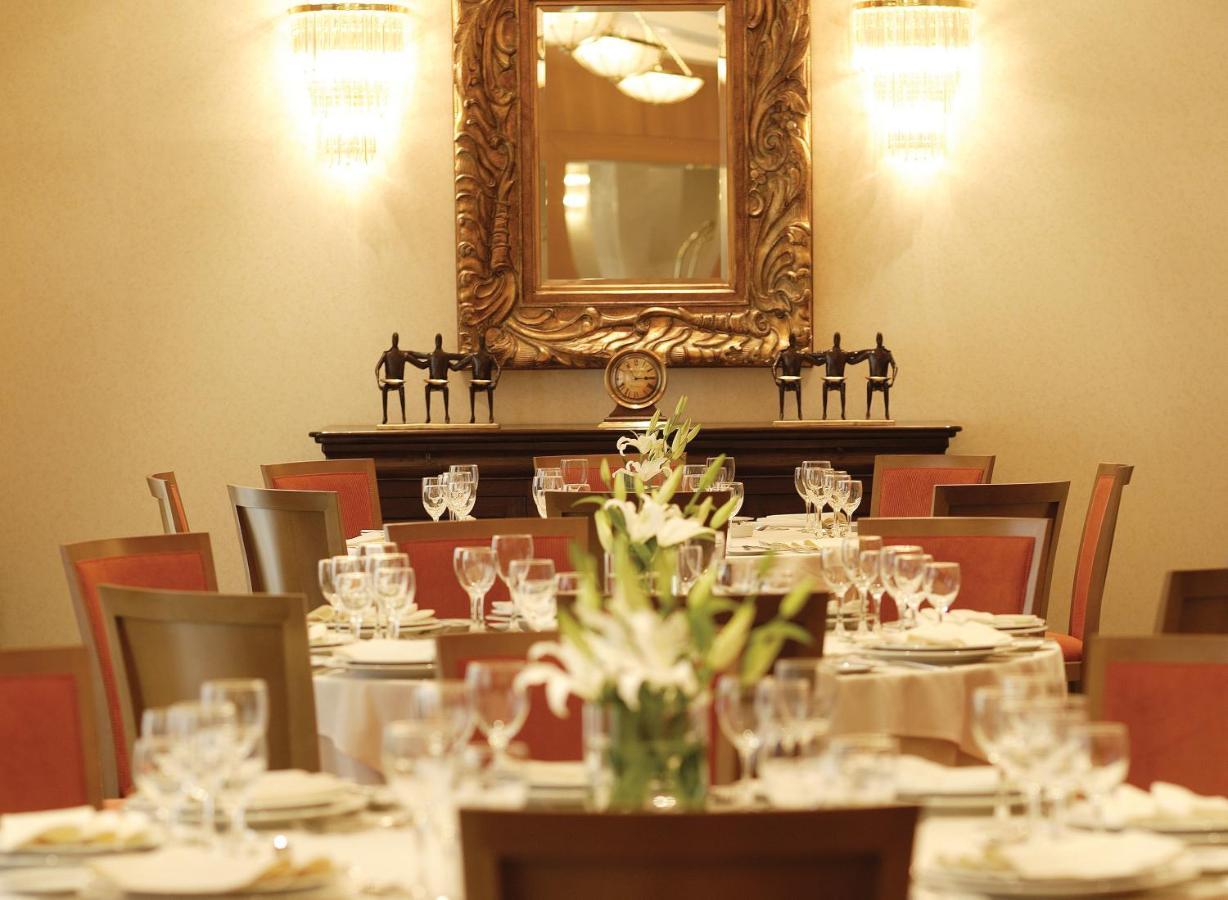 Divani Palace Лариса Екстериор снимка